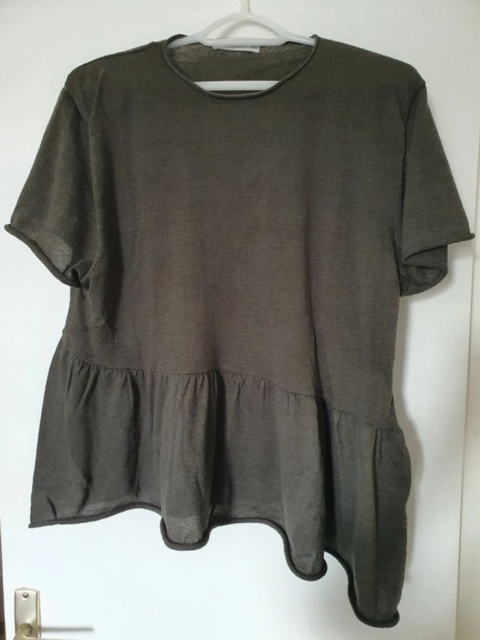 T-shirt large à volant zara
