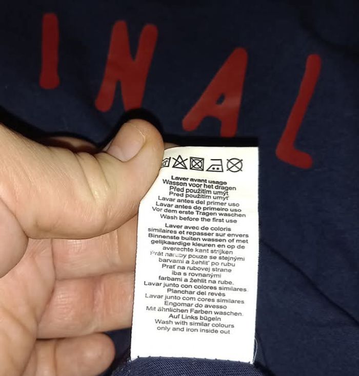 Pyjama la blanche porte taille S
Neuf le haut fait dans les 16 euros et le bas pareil - photo numéro 7