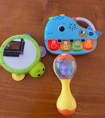 Lot jouets éveil