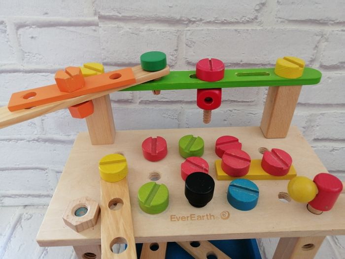 Petit établi en bois avec accessoires bricolage enfant - photo numéro 8