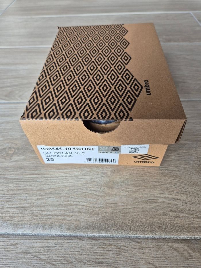 Baskets umbro - photo numéro 8