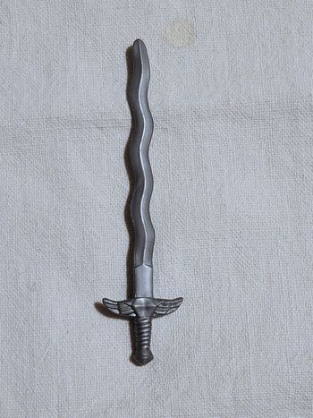 épée poupée Golden Girl - vintage