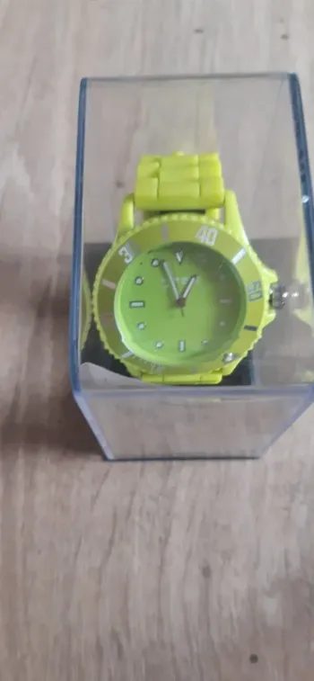 Montre verte