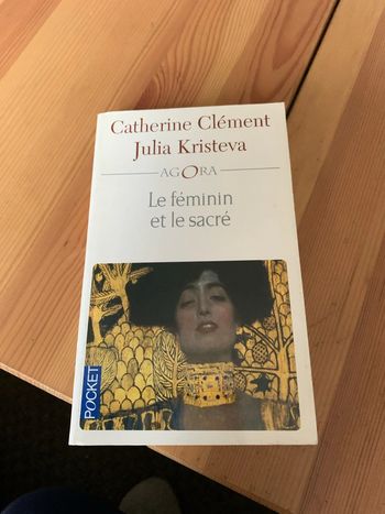 Le féminin et le sacré