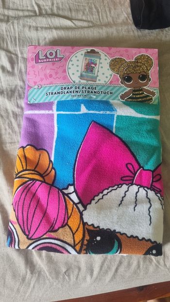 Drap de plage L.O.L surprise