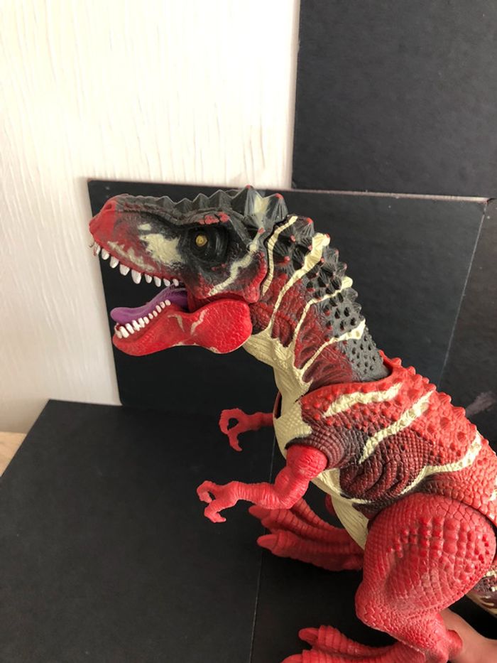 Imposant grande figurine dinosaure son et lumière chap mei 2008 Dino valley t-rexx - photo numéro 12