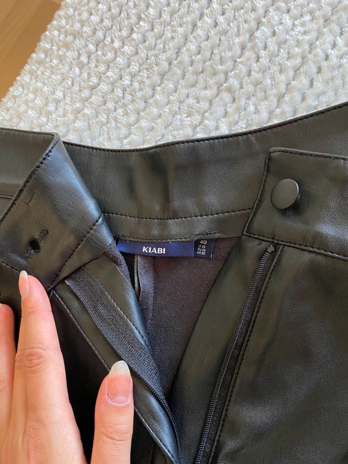 Jupe simili cuir / Taille 38 - photo numéro 5