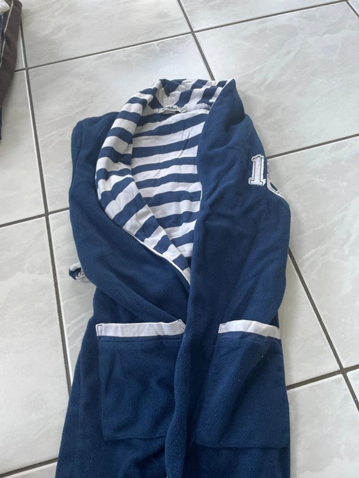 Lot vêtements garçon 5 ans - photo numéro 8