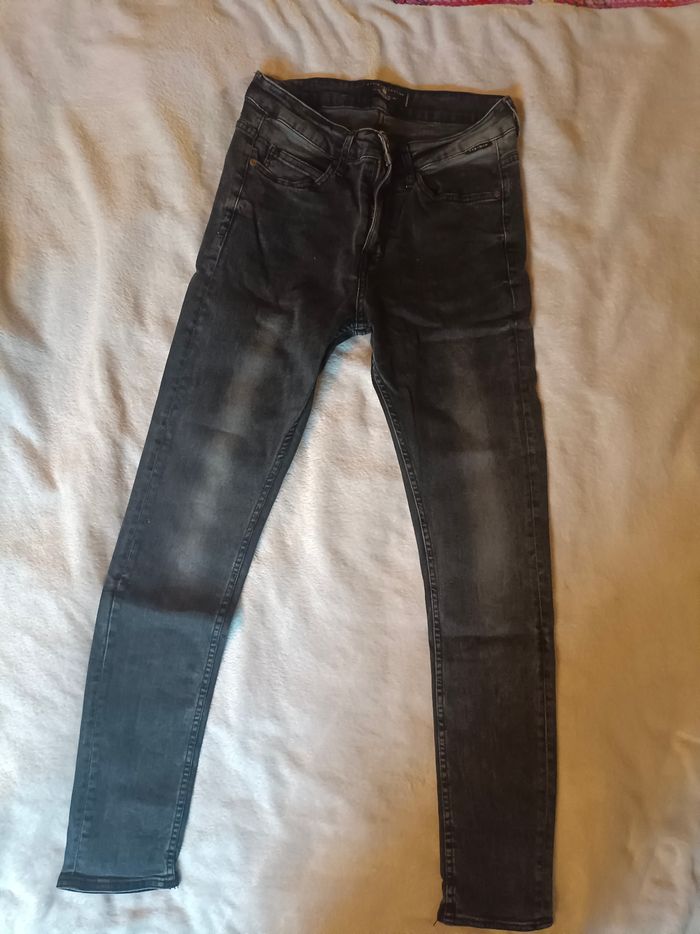 Jean noir homme – Taille 40 – Zaraman