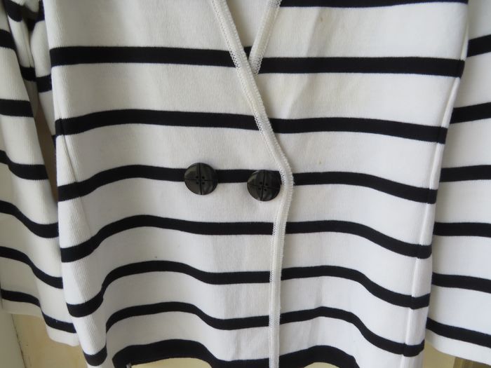 Très belle veste style marin - photo numéro 2