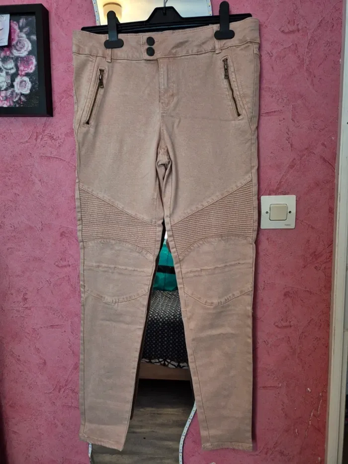 Pantalon rose pâle/beige