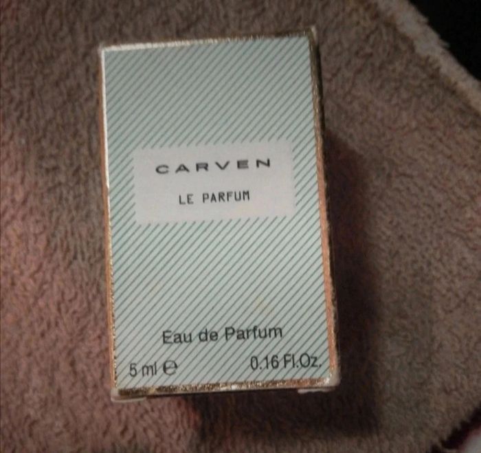 Miniature le parfum de Carven - photo numéro 2