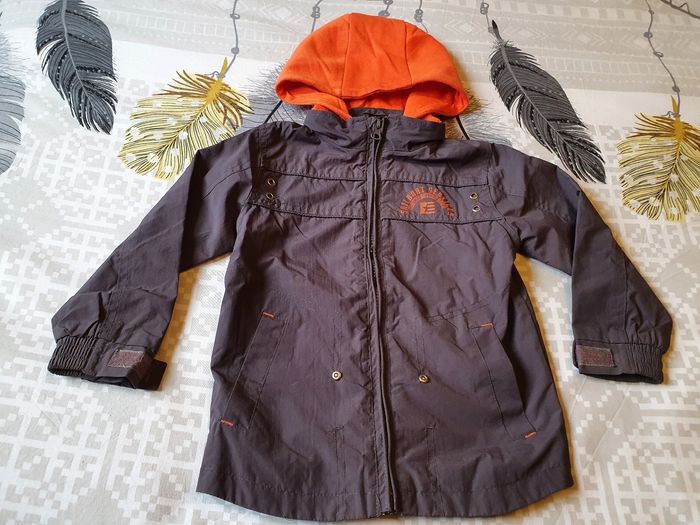 Veste coupe vent de taille 3ans