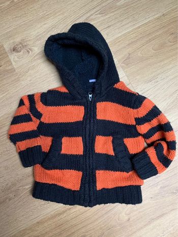 Gilet orange et marine 2 ans