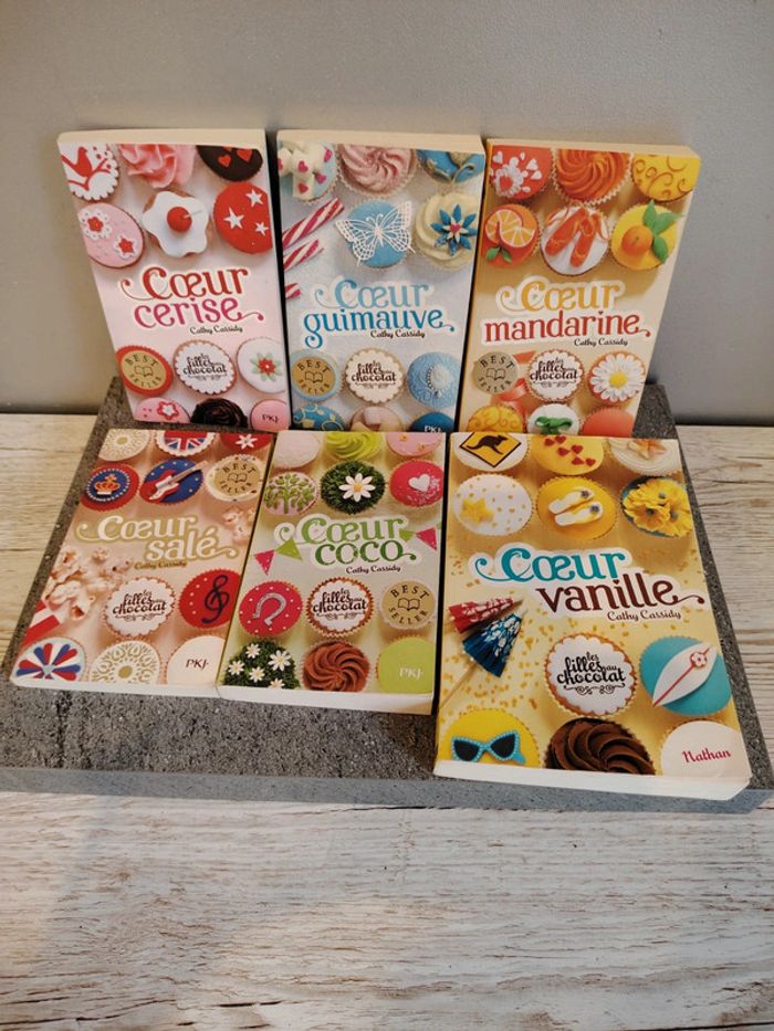 Lot livres les filles au chocolat tbe
