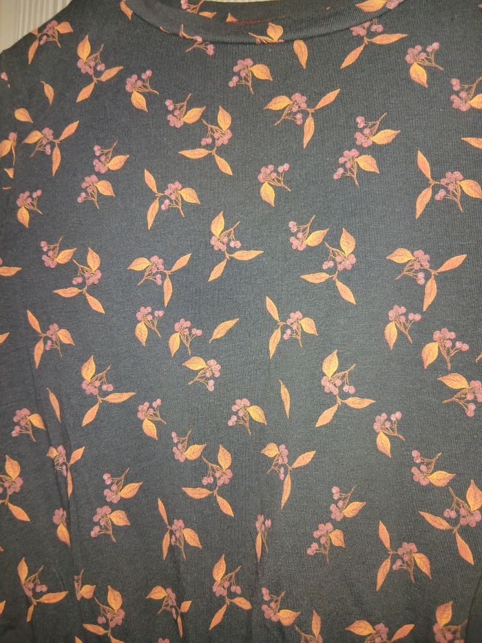 Robe Noppues 6 ans - photo numéro 2