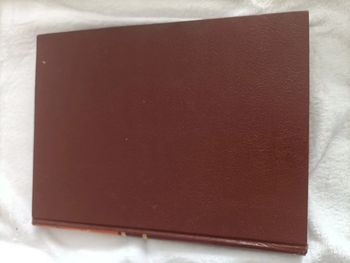 La faune chez nous – Chats, chiens, chevaux & oiseaux