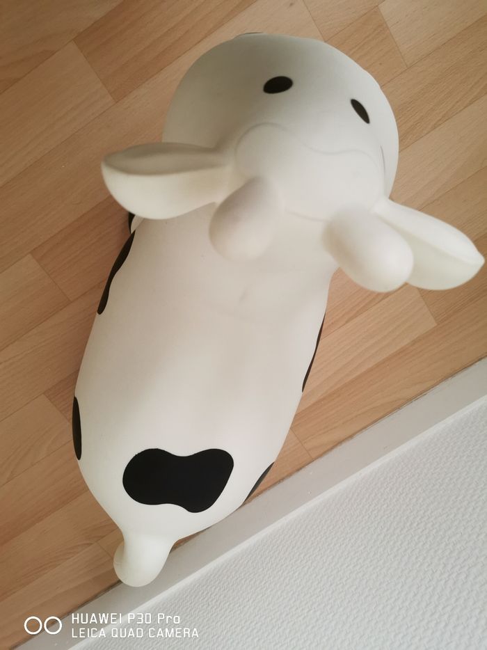 Vache gonflable - photo numéro 4
