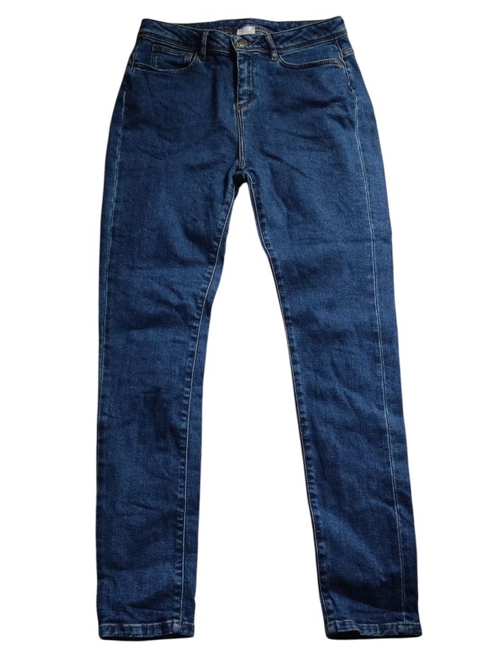 Jean droit taille 38