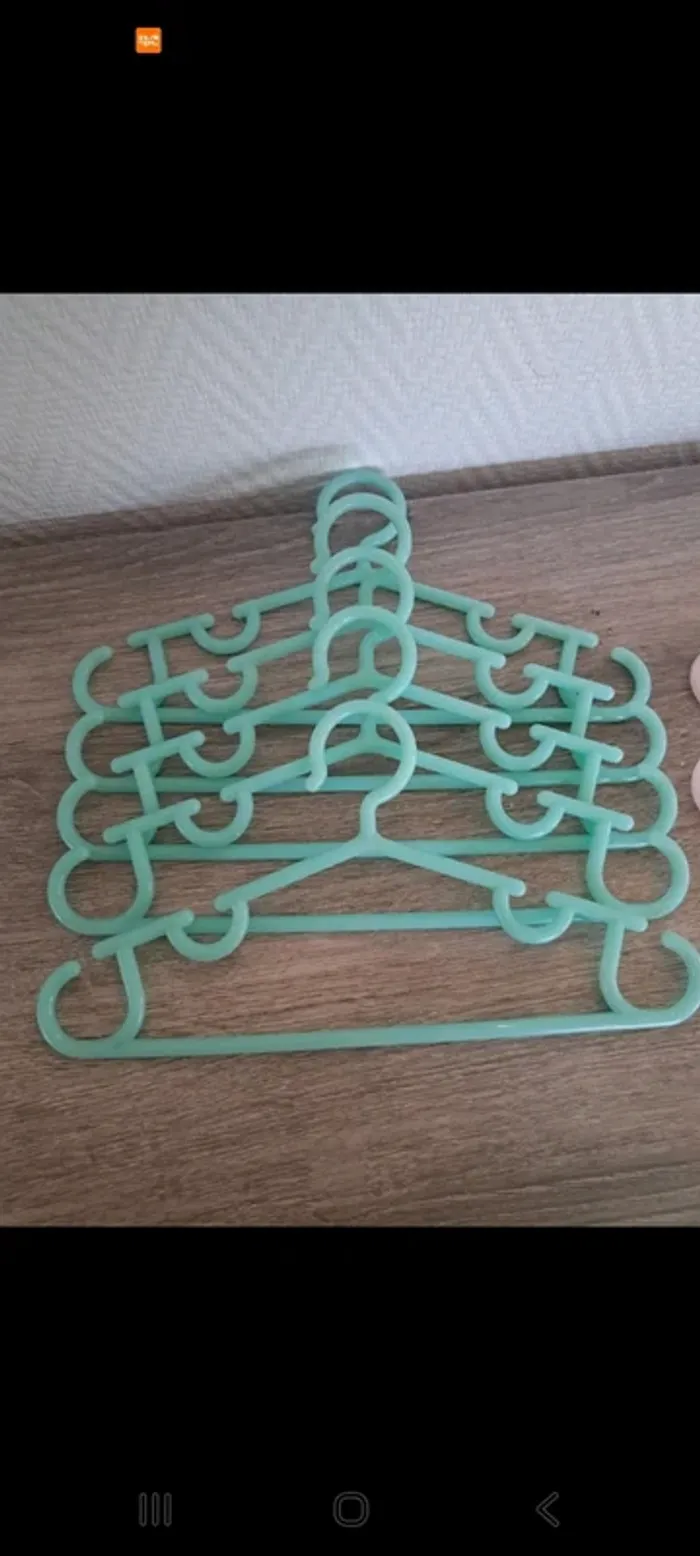 10 cintres en plastique - photo numéro 2