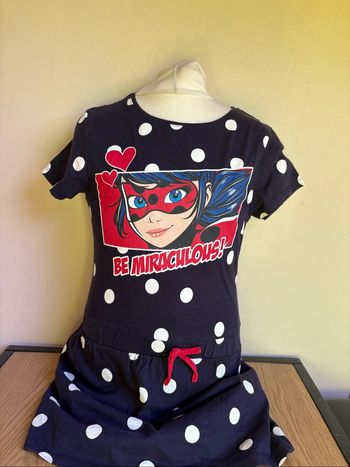 Robe fille taille 140/146
