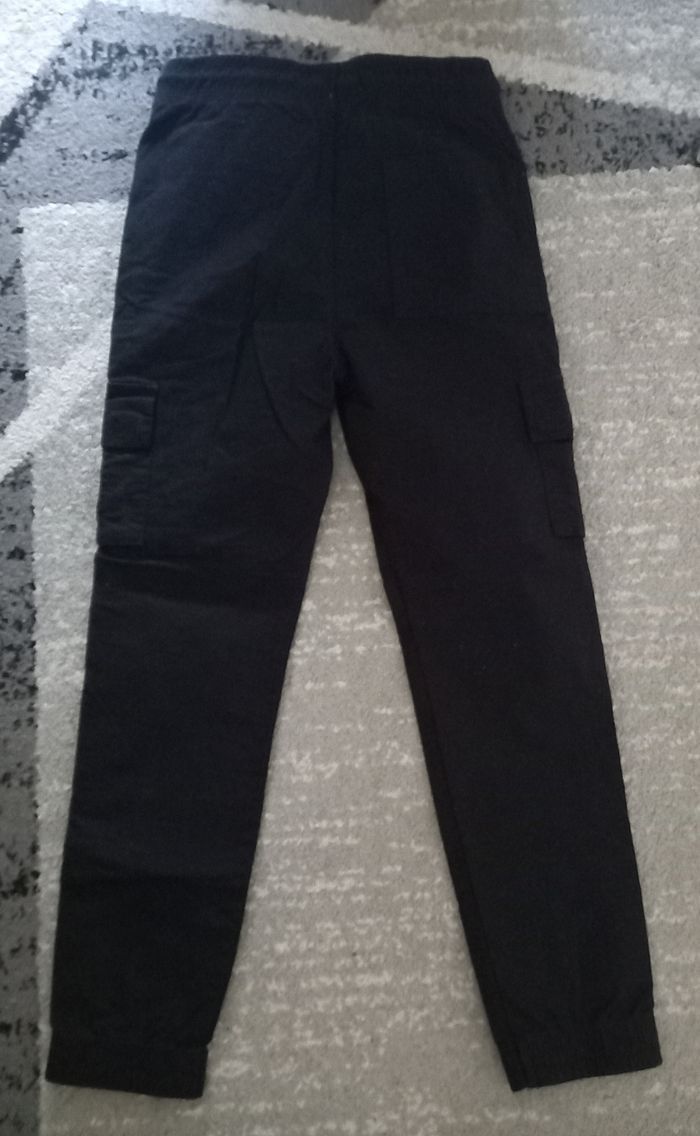 Pantalon noir garçon - photo numéro 2