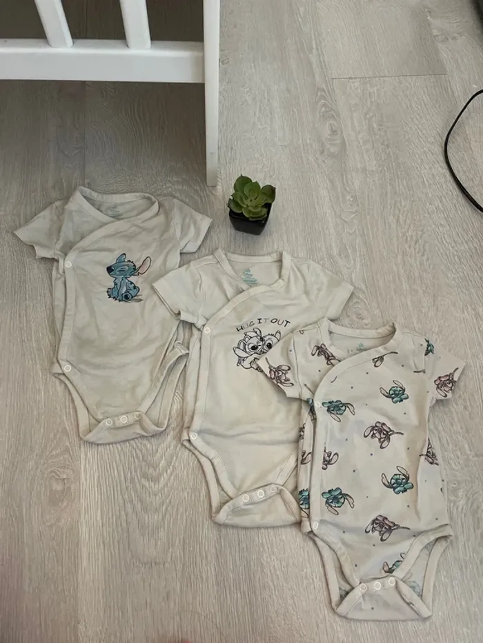 Lot de 3 body manches courtes stitch