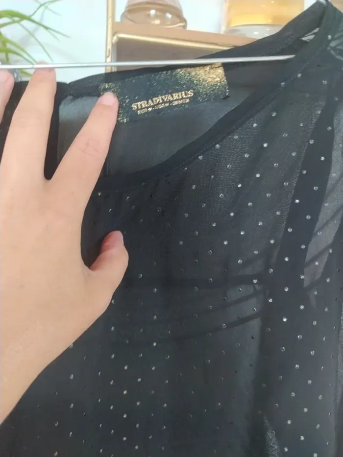 Blouse noire Stradivarius 38 - photo numéro 2