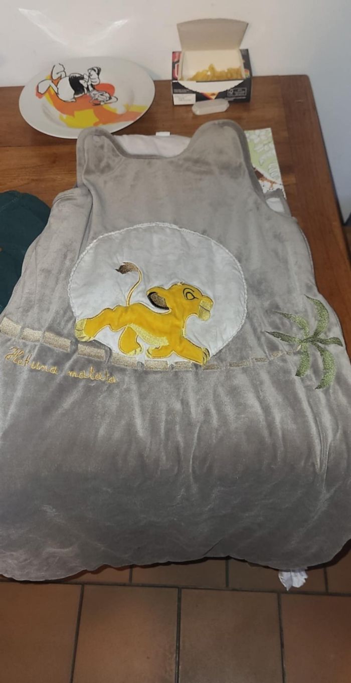 Vêtements bébé garçon plusieurs tailles