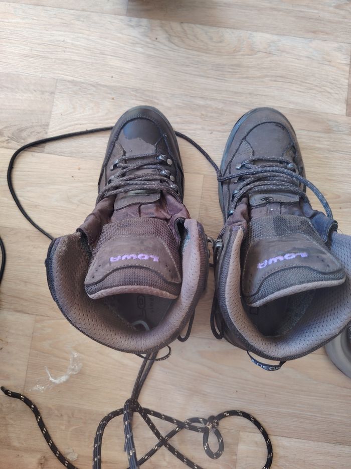 Chaussures randonnées Lowa état neuf Renegade GTX Mid Ws - photo numéro 2