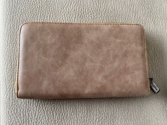 Portefeuille - photo numéro 2