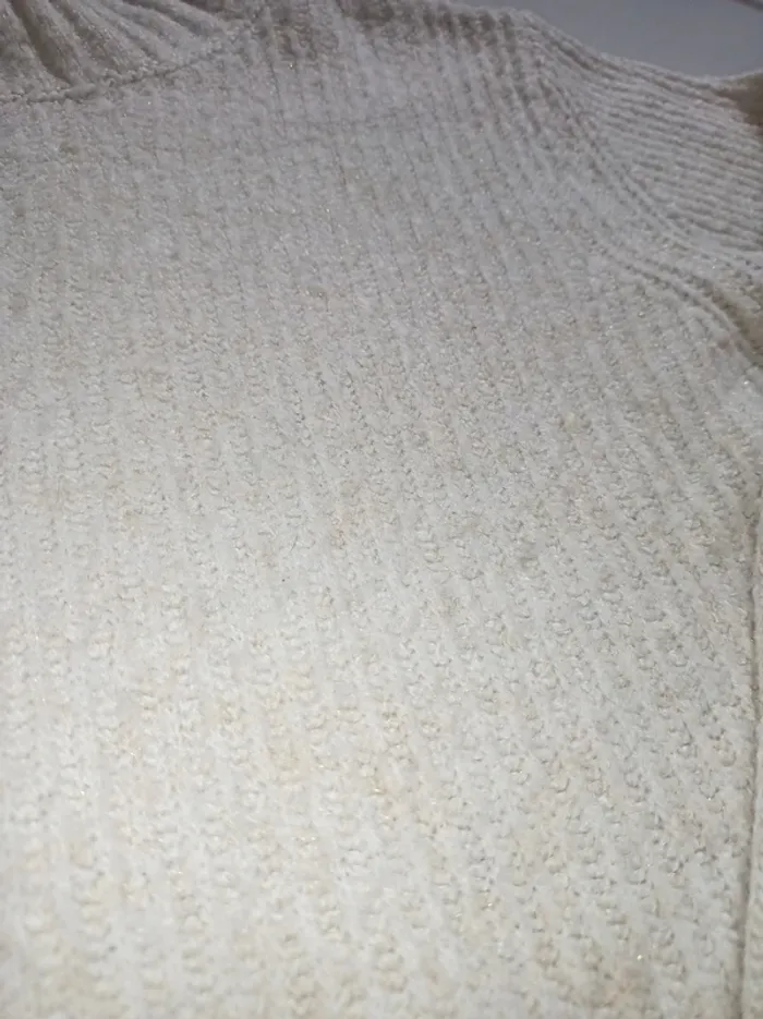 Pull fille beige crème légèrement pailleté doré - photo numéro 5