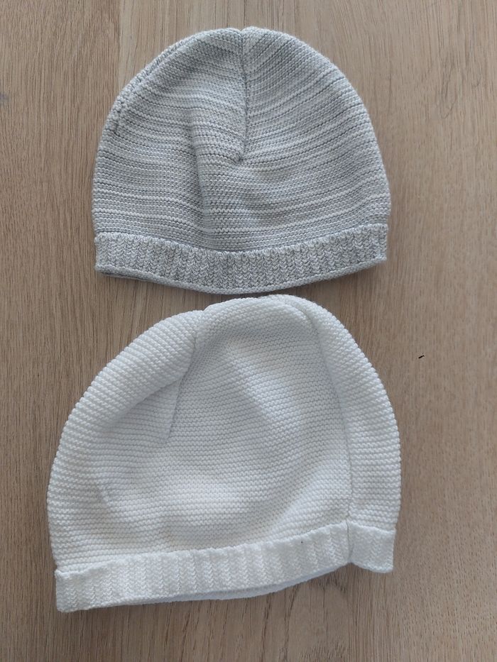 Lot 2 Bonnets naissance