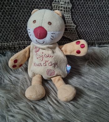 Doudou chat Cajou avec mouchoir intégré