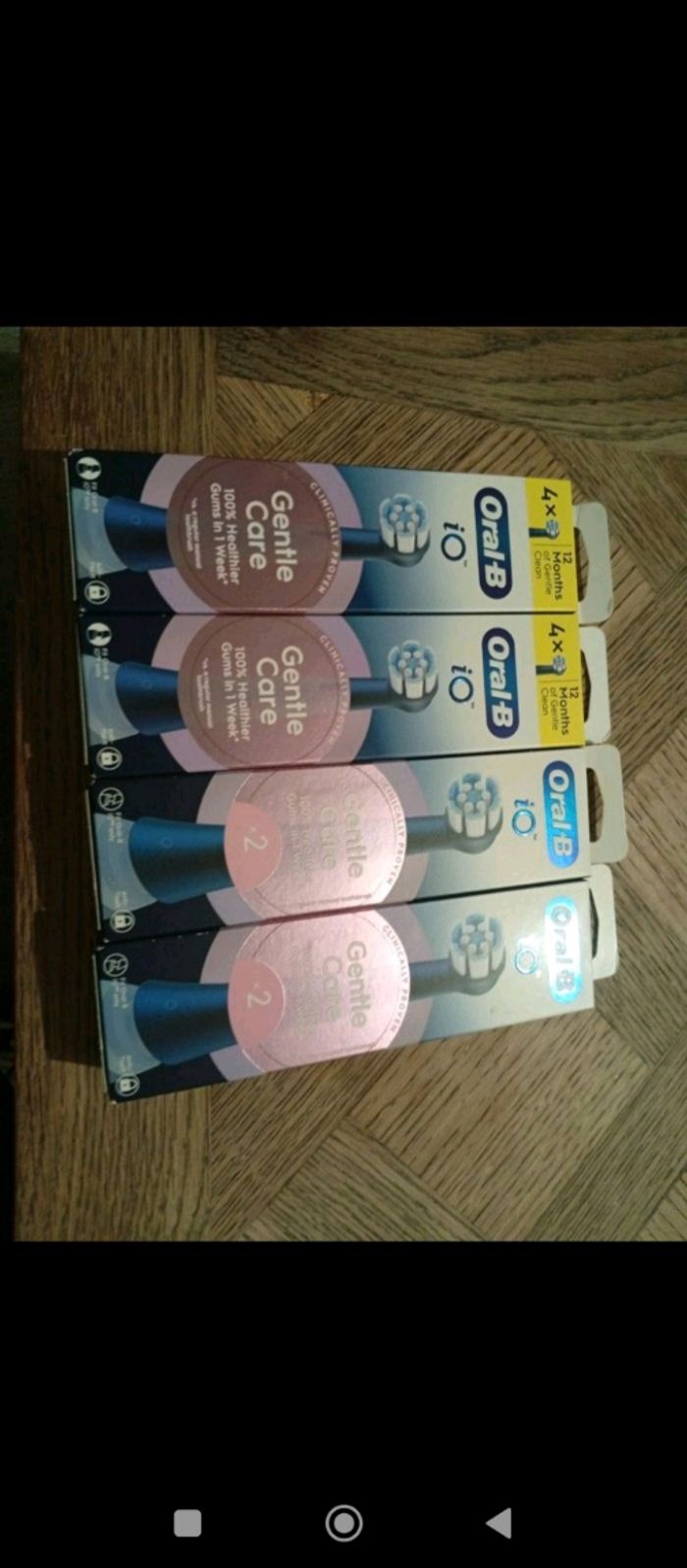Lot de 12 brossettes oral-b io à 50€