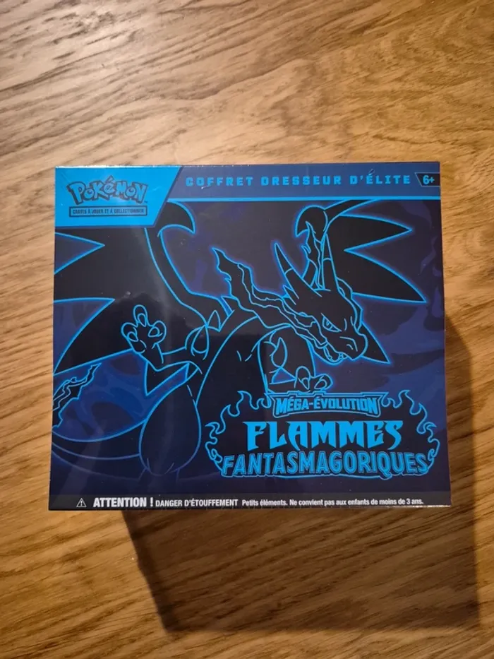 Coffret dresseur d'élite pokémon Flammes Fantasmagoriques me02 dracaufeu neuf Fr