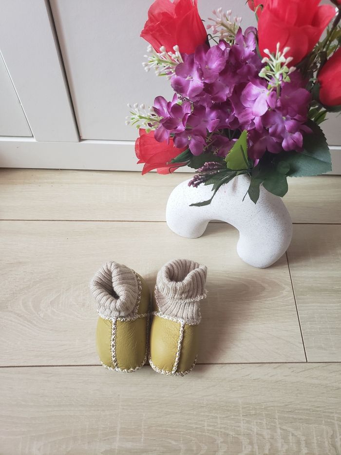 Bottines 🎀 pointure 9-12 mois 2€ - photo numéro 2