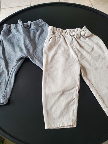 Lot 2 pantalons jogging 18 mois