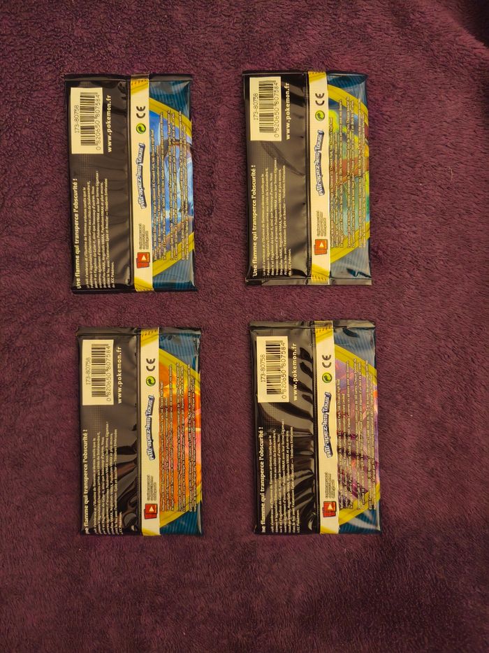 Lot 4 boosters pokémon ténèbres embrasées - photo numéro 2