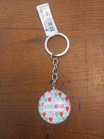Porte clé super mamie