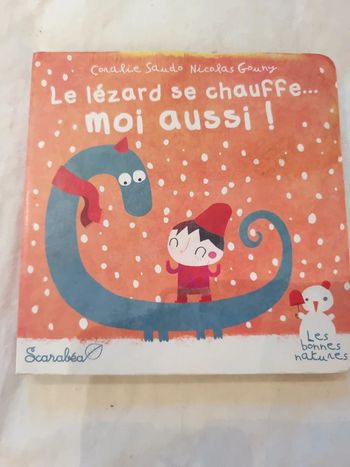 Livre cartonné le lézard se chauffe moi aussi garçon ou fille