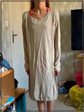 Robe manche  longue  taille 38  marque  edc