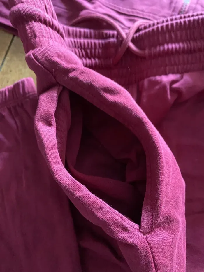 Ensemble de survêtement couleur bordeaux - photo numéro 6