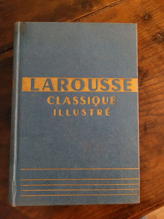 Vends larousse classique illustre 1940