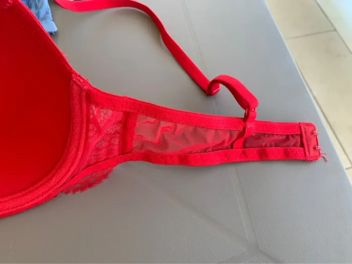 Soutien-gorge Undiz rouge 90C neuf - photo numéro 8
