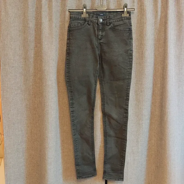 Pantalon jeans noir délavé