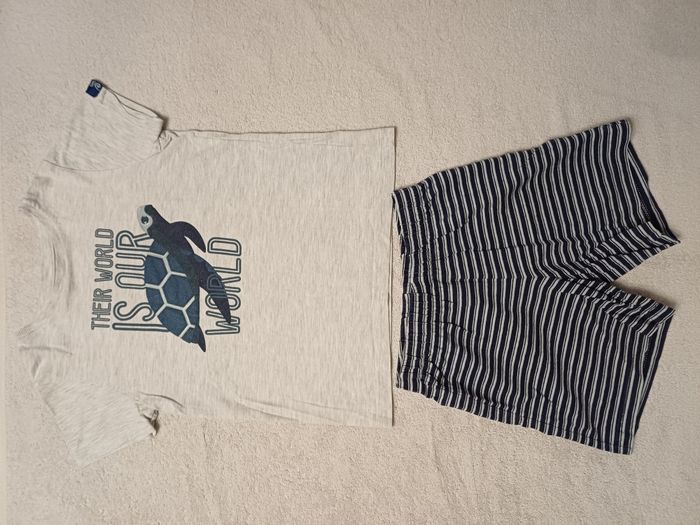 Pyjamas pyja-short Okaïdi 6 ans (réf perso V105)(familleac72)