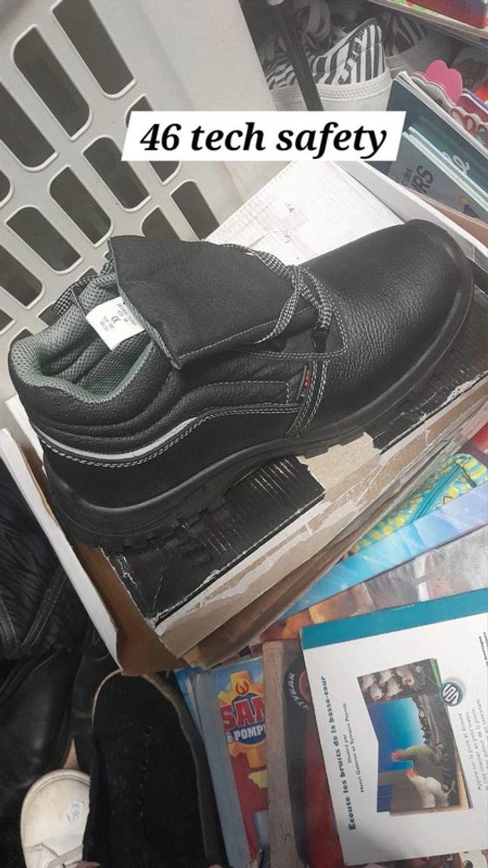 Chaussure de sécurité neuf 43 - photo numéro 2