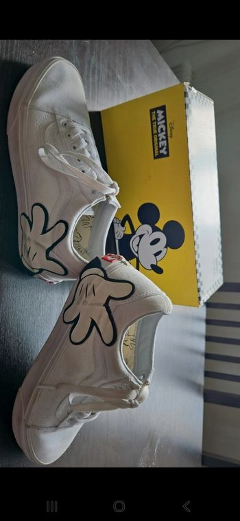 Vans mickey