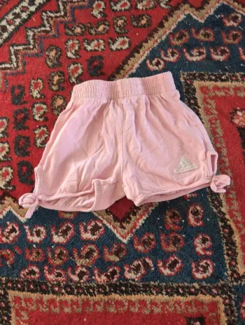 Short Adidas 6 mois